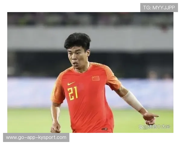 李帅边路高速超车后传中助攻武磊 李帅边路高速超车后传中助攻武磊